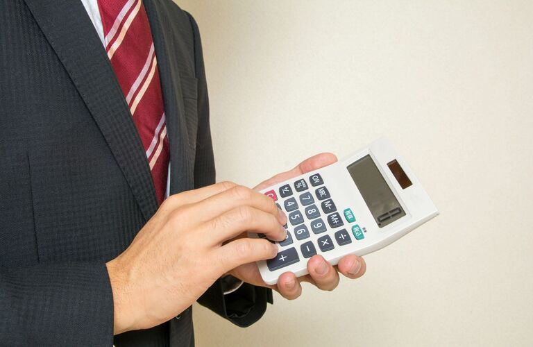 お見積もりが丁寧な工事のプロとして厚い信頼 | 東京で内装工事なら丁寧で素早い施工を行う株式会社ジーオ